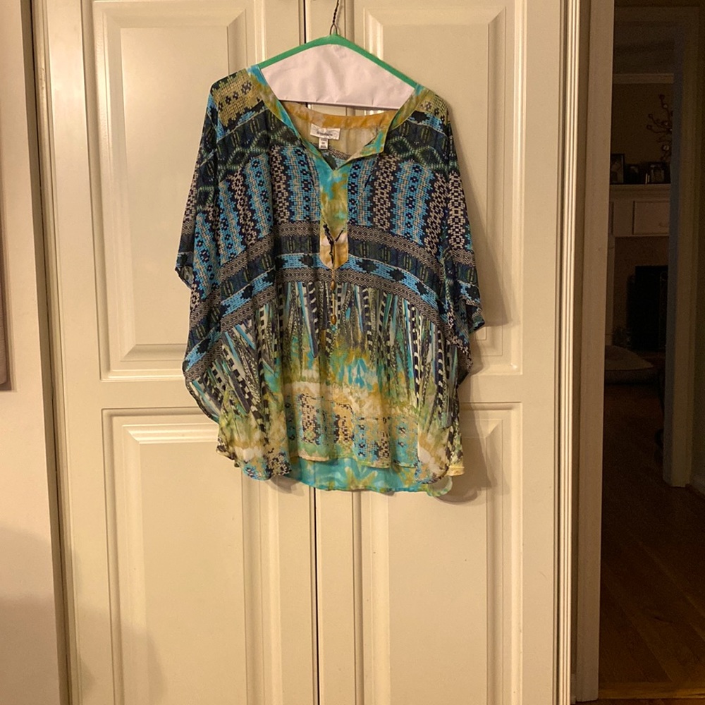 Dress barn size 2 shirt